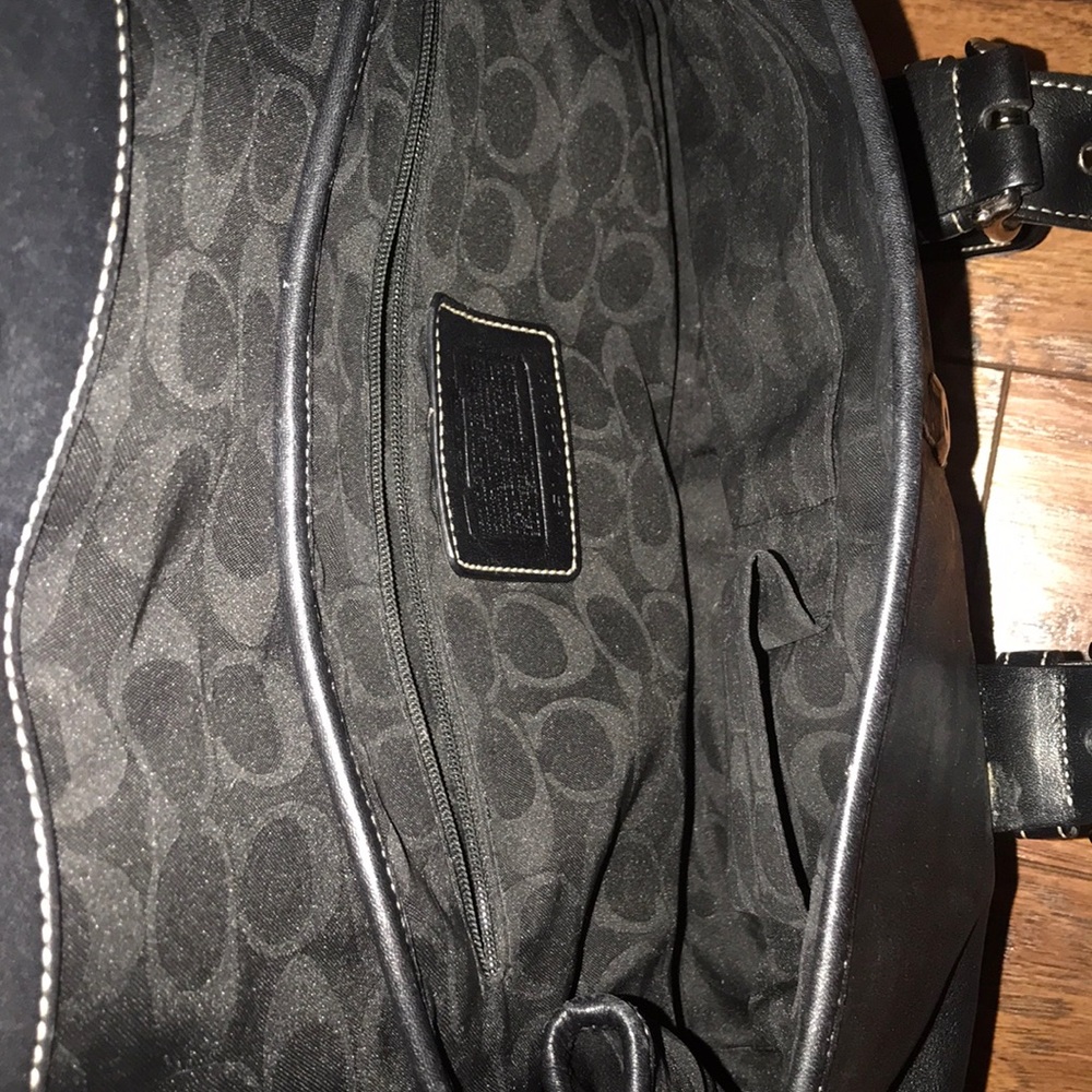 Coach purse - Picture 2 of 3